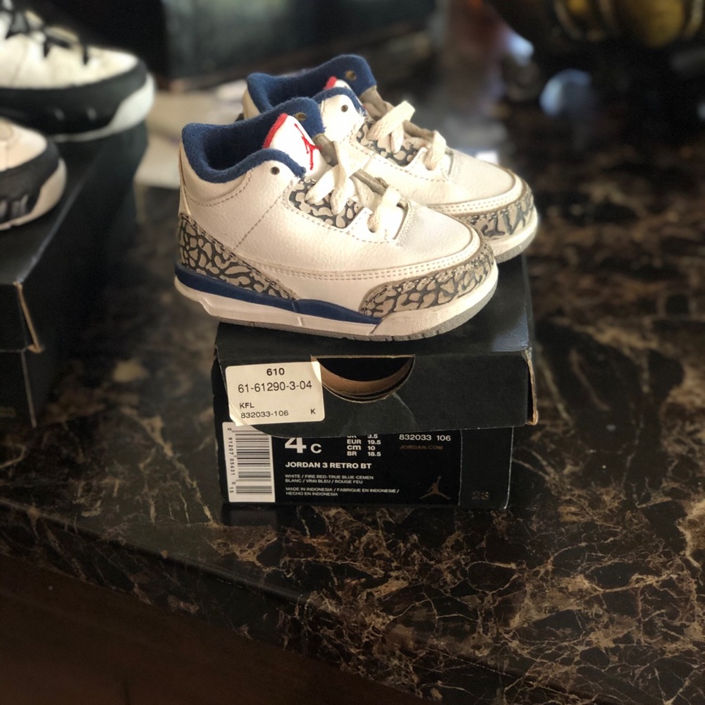 Infant Jordan 4c retro 3s
